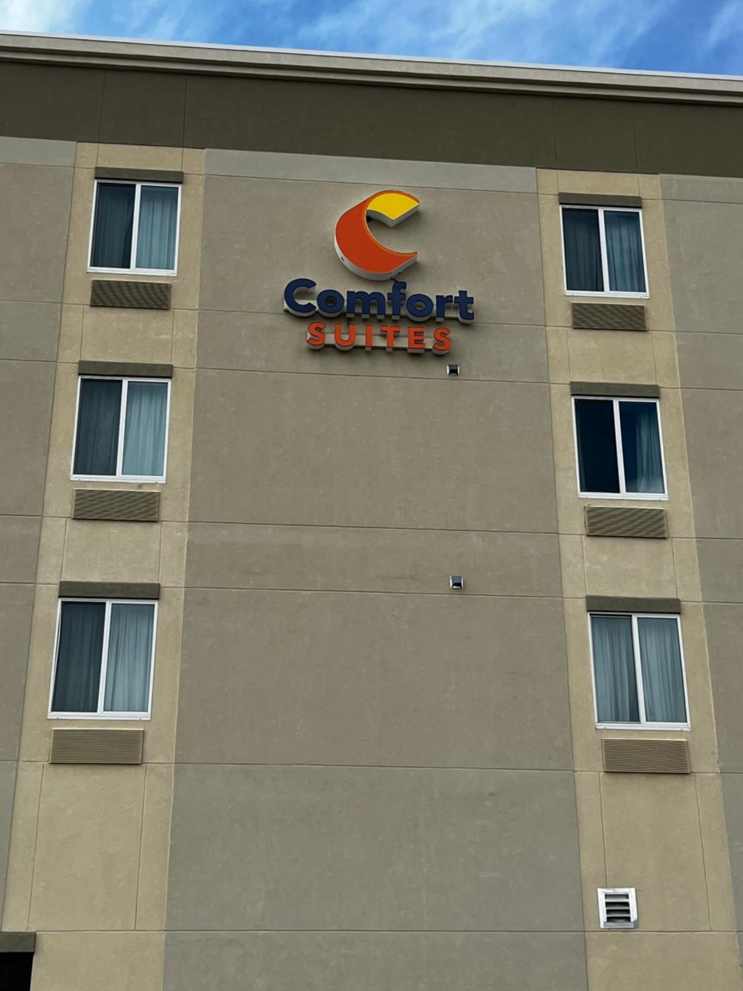 Comfort International Airport 3*