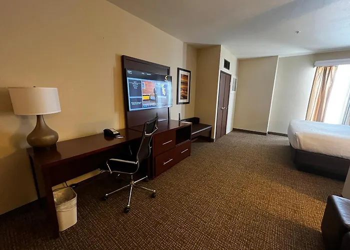 Comfort Suites Denver International Airport